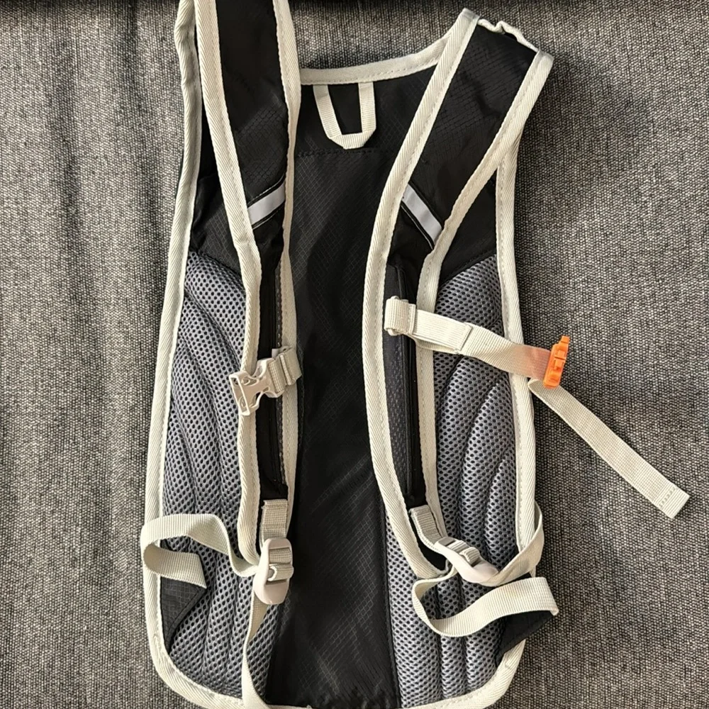 Hiking Backpack - Picture 2 of 3
